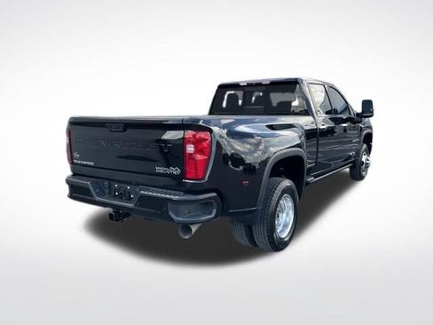 Used 2022 Chevrolet Silverado 3500 High Country w/ Safety Package II AWD/4WD image 15