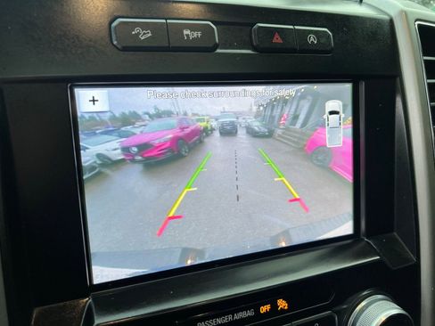 Used 2018 Ford F150 Lariat w/ Equipment Group 502A Luxury image 36