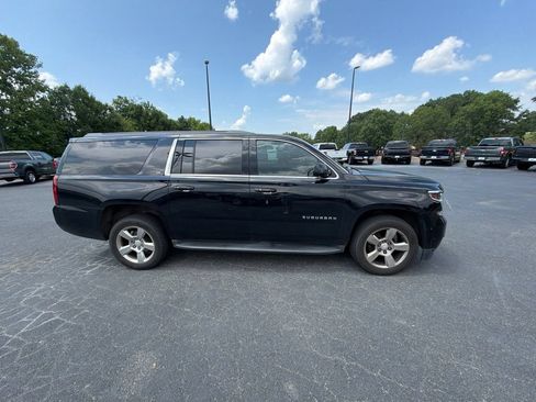 Used 2017 Chevrolet Suburban LT AWD/4WD image 5