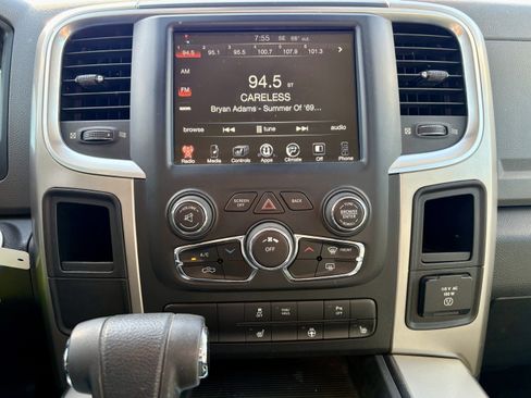 Used 2013 RAM 1500 Lone Star RWD image 19