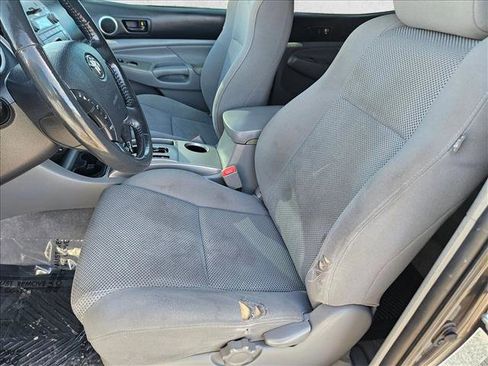 Used 2011 Toyota Tacoma 4x4 Double Cab image 13