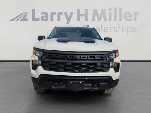 New 2026 Chevrolet Silverado 1500 Custom Trail Boss w/ Dark Appearance Package image 8