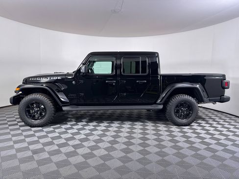 New 2025 Jeep Gladiator Sport image 9