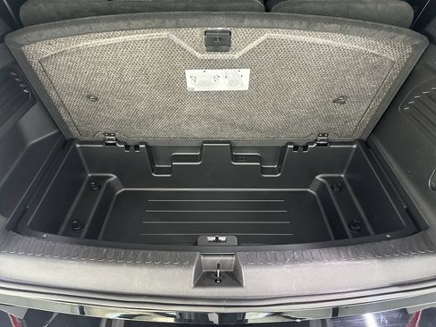 Certified 2025 Buick Enclave Sport Touring image 39