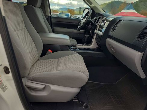 Used 2012 Toyota Tundra 4x4 Double Cab image 22