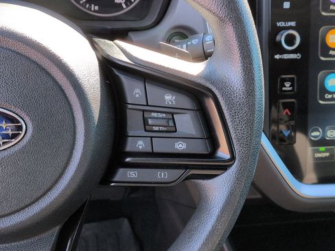 Used 2025 Subaru Crosstrek 2.0i Premium image 20