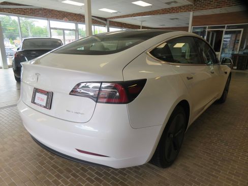 Used 2020 Tesla Model 3 Long Range AWD/4WD image 4