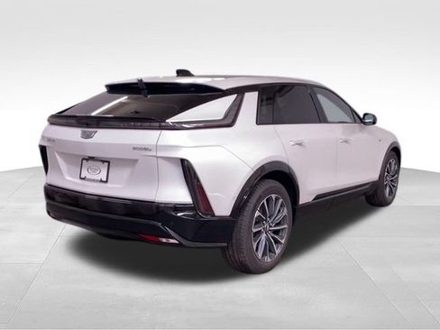 New 2025 Cadillac Lyriq Sport AWD/4WD image 8