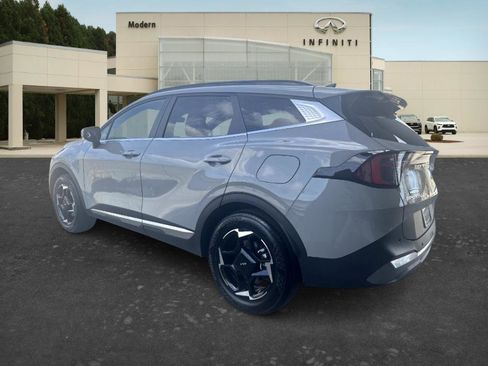 Used 2026 Kia Sportage EX w/ EX Panorama Roof Package image 6