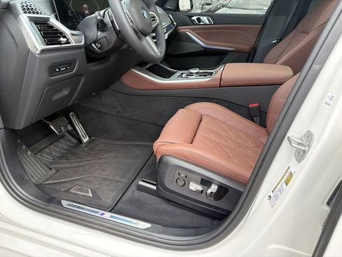 Used 2026 BMW X5 sDrive40i w/ M Sport Package RWD image 9