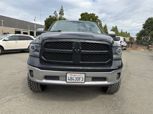Used 2018 RAM 1500 Laramie AWD/4WD image 8