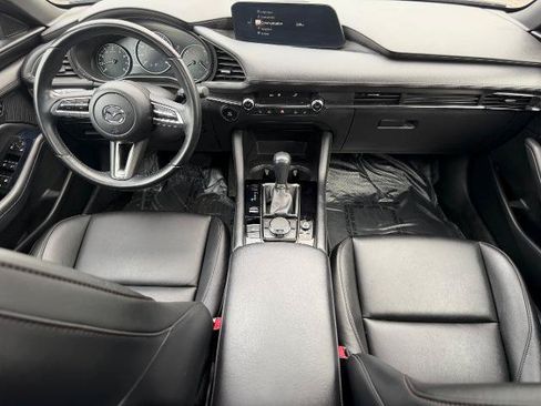 Used 2022 MAZDA MAZDA3 s FWD image 9