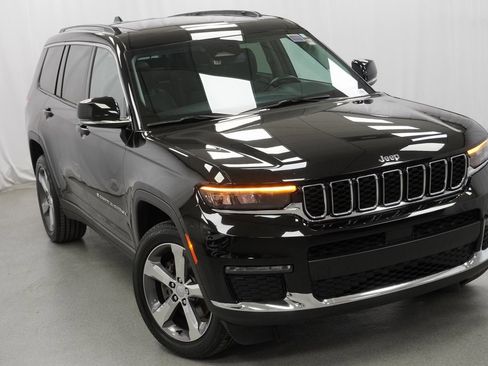 Certified 2021 Jeep Grand Cherokee L Limited w/ Trailer Tow Group (B) image 9