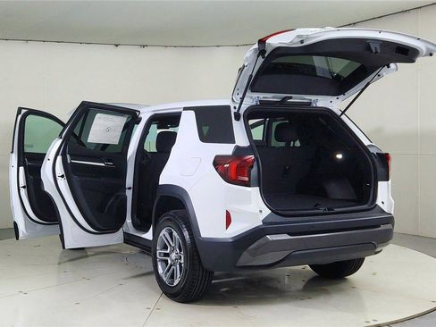 Used 2026 GMC Terrain Elevation image 11