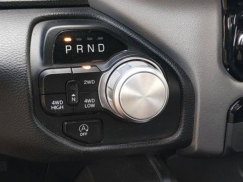 Used 2024 RAM 1500 Laramie AWD/4WD image 17