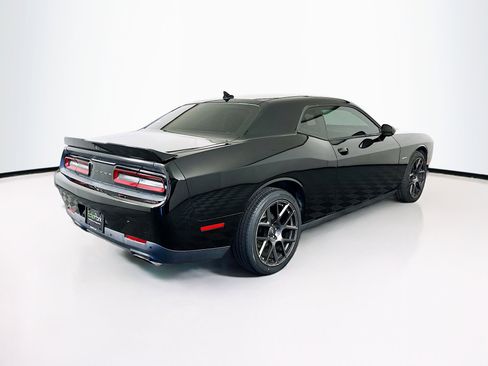 Used 2016 Dodge Challenger R/T Plus RWD image 9