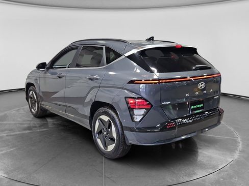 Used 2024 Hyundai Kona Limited FWD image 2
