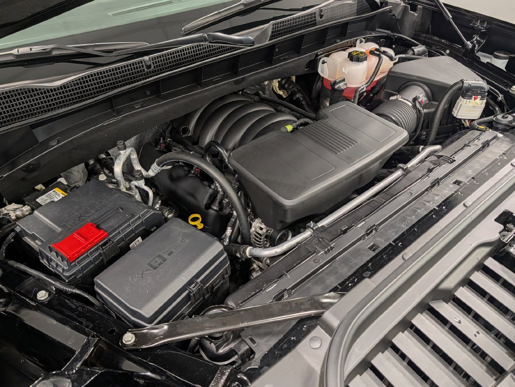 Used 2025 GMC Sierra 1500 Denali AWD/4WD image 31