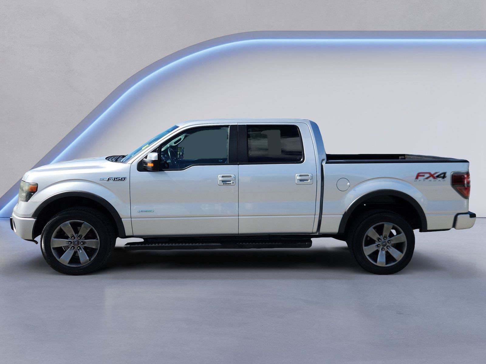 Used 2014 Ford F150 FX4 w/ Equipment Group 402A Luxury AWD/4WD image 6