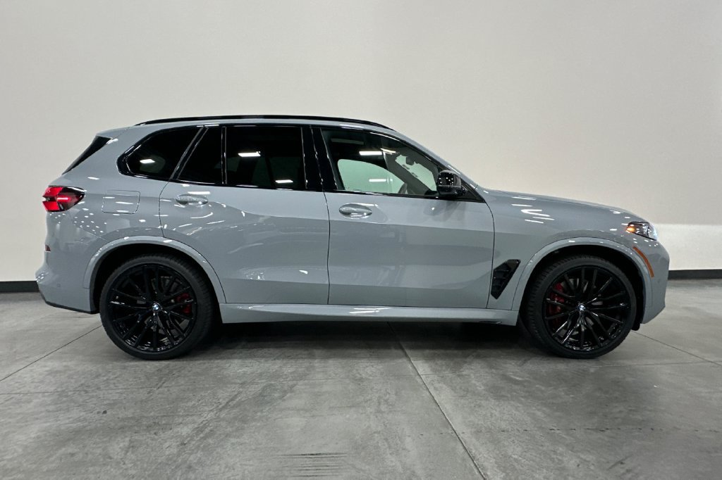 Certified 2024 BMW X5 M60i AWD/4WD image 3