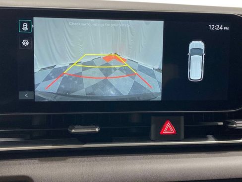 New 2026 Kia Carnival EX FWD image 28