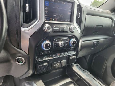 Used 2021 GMC Sierra 1500 SLT AWD/4WD image 17