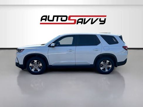 Used 2024 Honda Pilot EX-L image 4