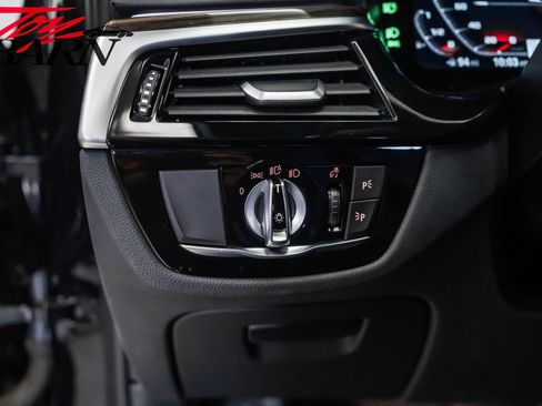 Used 2022 BMW M5 w/ Executive Package image 30