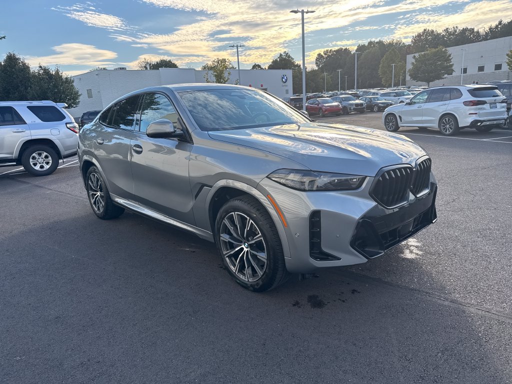 Used 2024 BMW X6 xDrive40i w/ Premium Package AWD/4WD image 7
