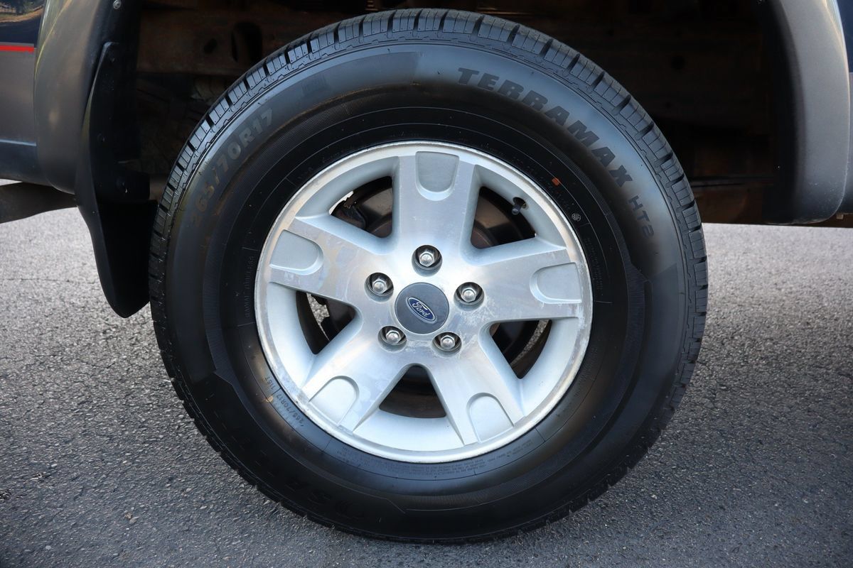 Used 2002 Ford F150 XLT AWD/4WD image 41
