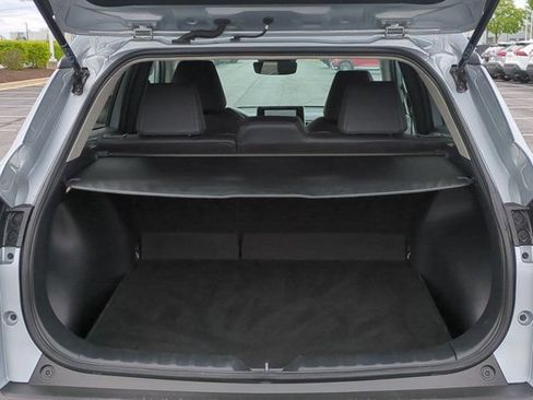 Used 2025 Toyota Corolla Cross XLE AWD/4WD image 16
