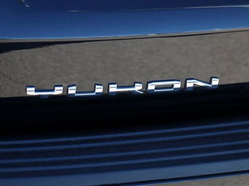 Used 2025 GMC Yukon XL Elevation w/ LPO, Floor Liner Package image 9