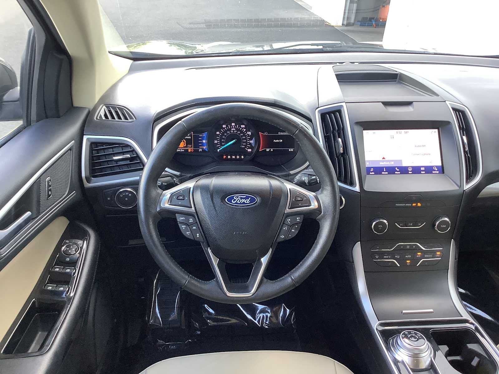 Used 2020 Ford Edge SEL AWD/4WD image 10
