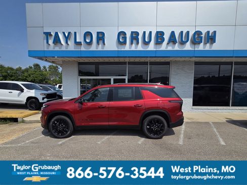 New 2026 Chevrolet Traverse LT w/ Midnight/Sport Edition AWD/4WD image 1