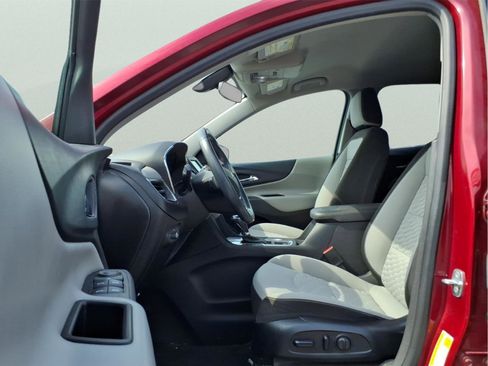 Used 2018 Chevrolet Equinox LT FWD image 14