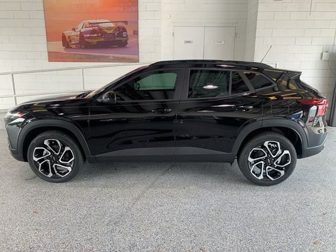 New 2026 Chevrolet Trax RS w/ Driver Confidence Package FWD image 5
