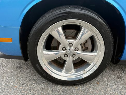 Used 2009 Dodge Challenger R/T image 12