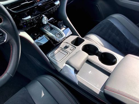 Used 2023 Acura MDX A-Spec image 16