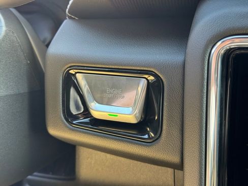 New 2026 GMC Yukon Elevation image 29