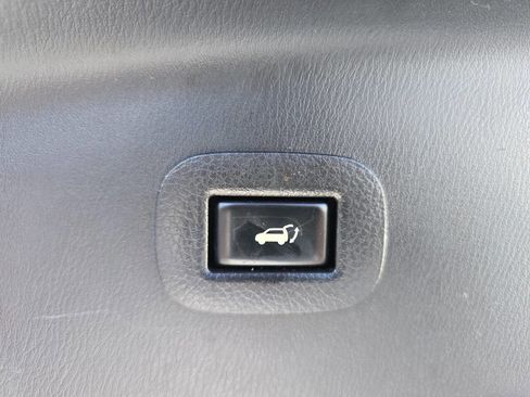 Used 2019 Nissan Armada SL w/ Premium Package image 32