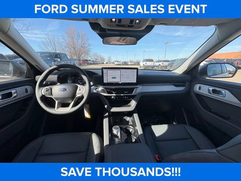 New 2026 Ford Explorer Active w/ Active Comfort Package AWD/4WD image 15