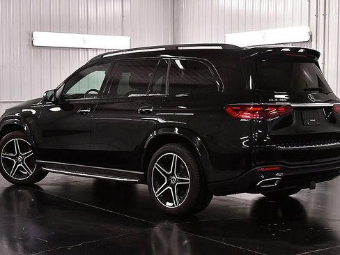 Used 2024 Mercedes-Benz GLS 450 4MATIC image 5