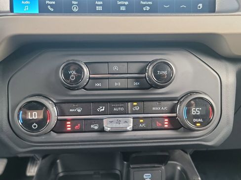 Used 2025 Ford Bronco Big Bend AWD/4WD image 17