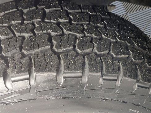 Used 2023 Toyota Tacoma SR5 image 9