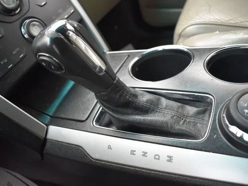 Used 2012 Ford Explorer XLT image 31