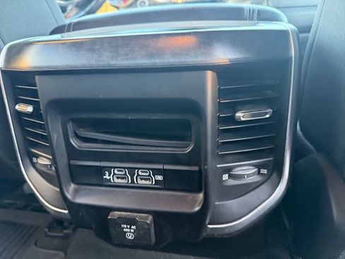 Used 2019 RAM 1500 Big Horn image 16