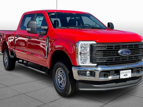 New 2026 Ford F250 XL w/ XL Chrome Package image 2
