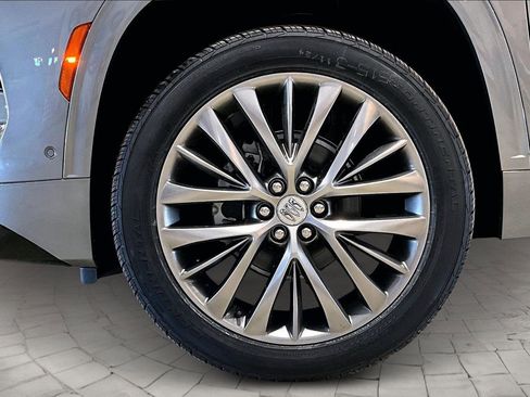 New 2026 Buick Enclave Avenir w/ Super Cruise Package image 12