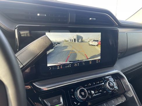 Used 2024 GMC Sierra 2500 Denali w/ Denali Reserve Package image 17