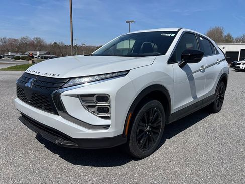New 2026 Mitsubishi Eclipse Cross LE image 1